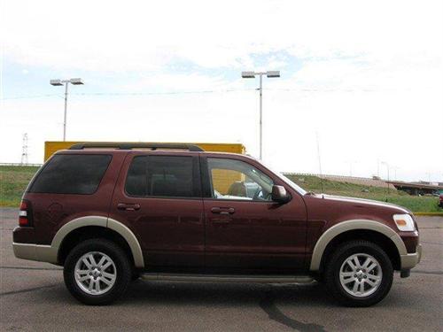 Ford Explorer 2010 photo 1