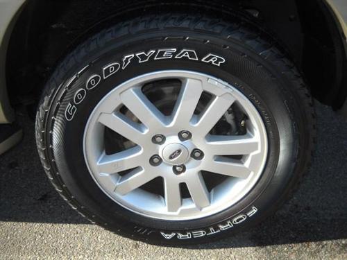 Ford Explorer 2010 photo 3