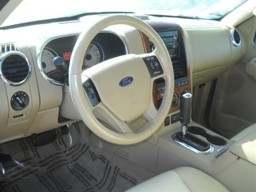 Ford Explorer 2010 photo 4