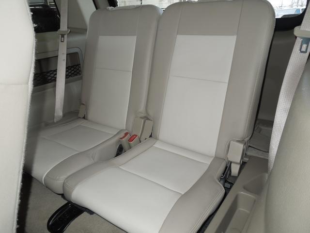 Ford Explorer 2010 photo 2