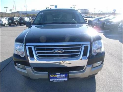 Ford Explorer 2010 photo 1