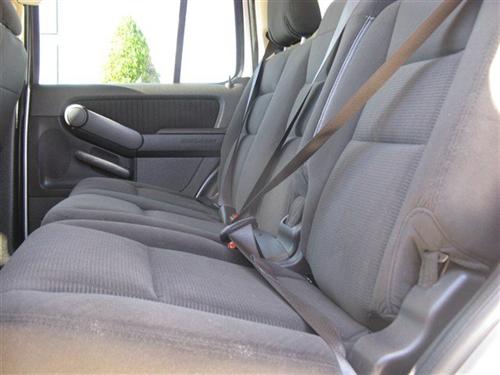 Ford Explorer 2010 photo 1