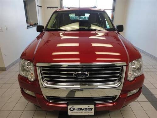Ford Explorer 2010 photo 1
