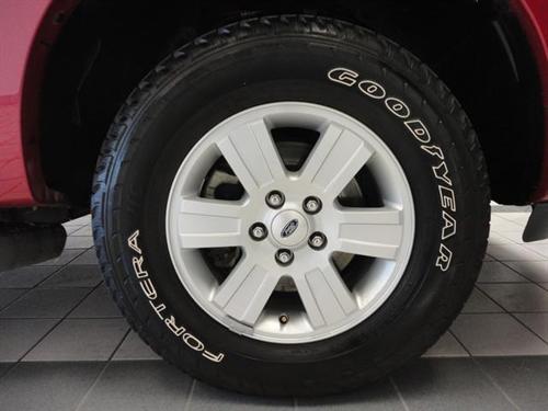 Ford Explorer 2010 photo 4