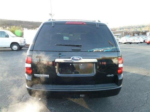 Ford Explorer 2010 photo 2