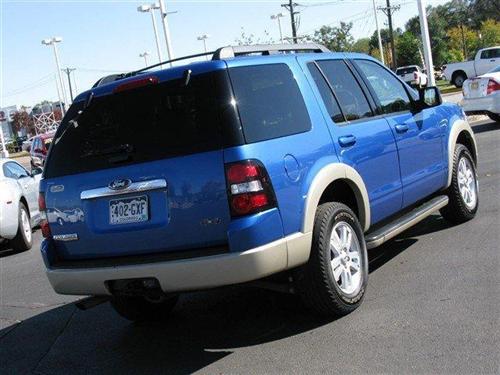Ford Explorer 2010 photo 2