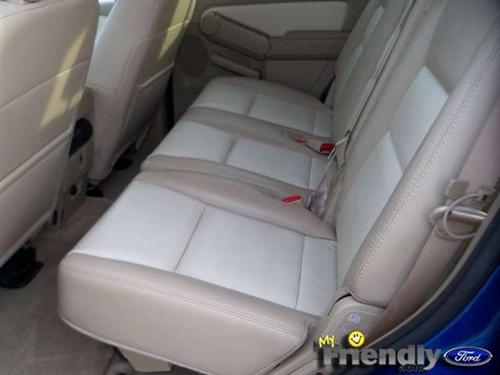 Ford Explorer 2010 photo 1