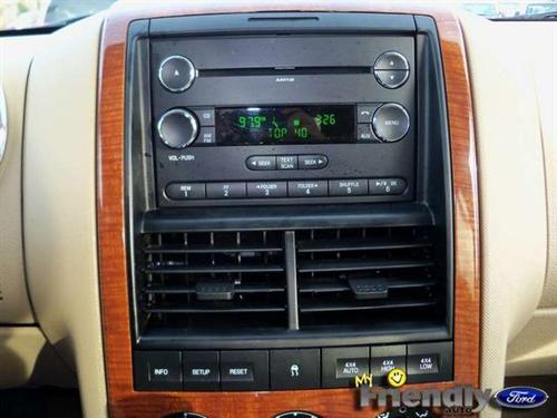 Ford Explorer 2010 photo 2
