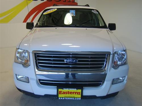 Ford Explorer 2010 photo 1