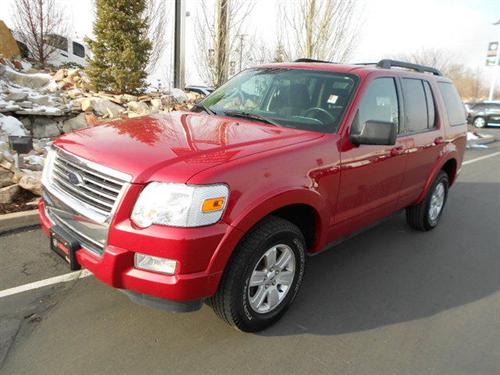 Ford Explorer 2010 photo 1