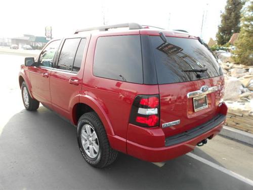 Ford Explorer 2010 photo 2
