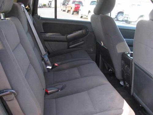 Ford Explorer 2010 photo 4