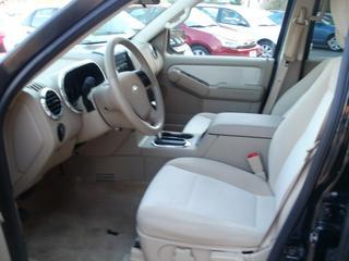 Ford Explorer 2010 photo 2