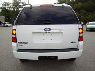 Ford Explorer 2010 photo 2