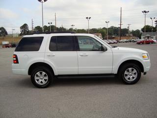 Ford Explorer 2010 photo 4