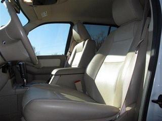 Ford Explorer 2010 photo 2