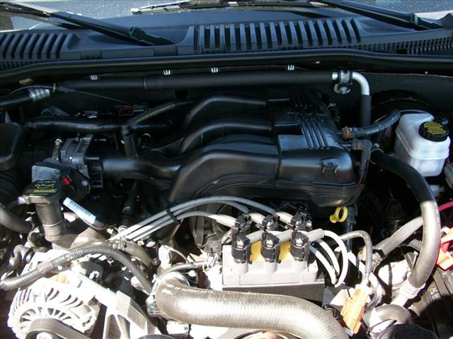 Ford Explorer 2010 photo 2