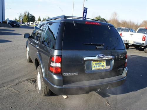 Ford Explorer 2010 photo 2