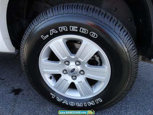 Ford Explorer 2010 photo 1