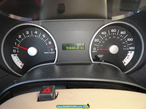 Ford Explorer 2010 photo 2