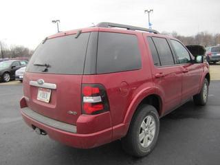 Ford Explorer 2010 photo 2