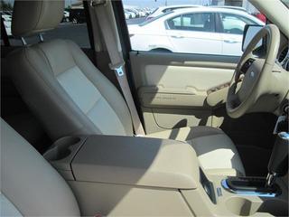Ford Explorer 2010 photo 5