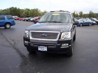 Ford Explorer 2010 photo 1