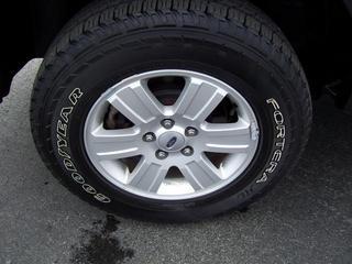 Ford Explorer 2010 photo 4