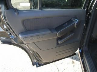 Ford Explorer 2010 photo 1