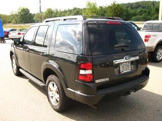 Ford Explorer 2010 photo 3