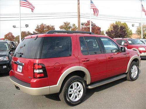 Ford Explorer 2010 photo 1