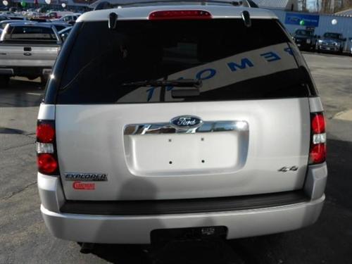 Ford Explorer 2010 photo 3
