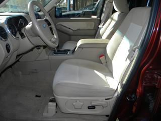 Ford Explorer 2010 photo 4