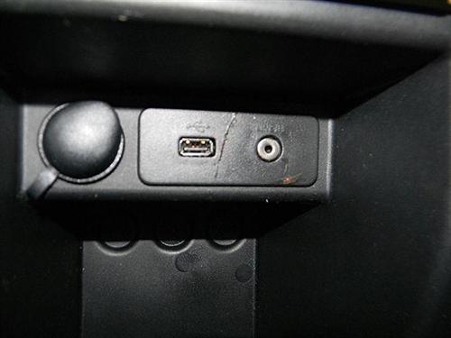 Ford Explorer 2010 photo 4