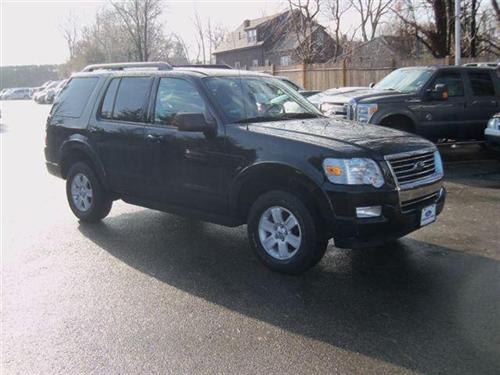 Ford Explorer 2010 photo 2