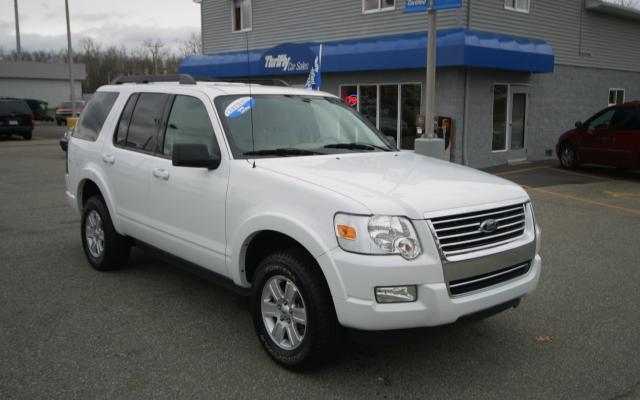 Ford Explorer 2010 photo 3