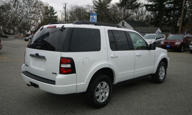 Ford Explorer 2010 photo 5