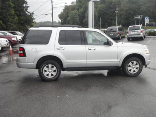 Ford Explorer 2010 photo 2