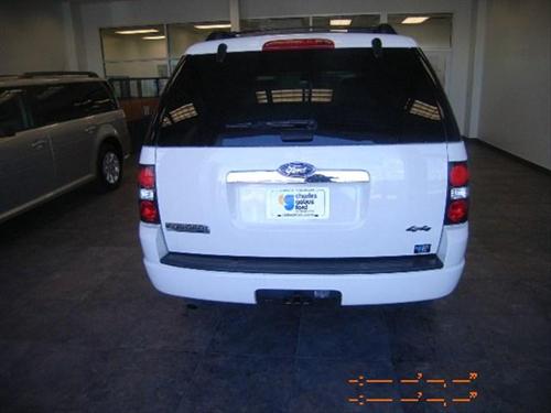 Ford Explorer 2010 photo 4