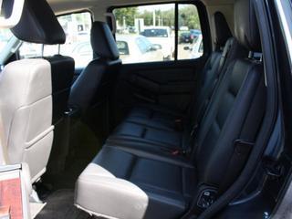Ford Explorer 2010 photo 5