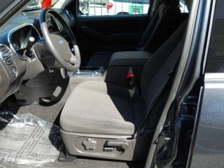 Ford Explorer 2010 photo 4