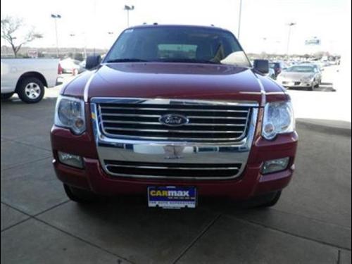 Ford Explorer 2010 photo 1