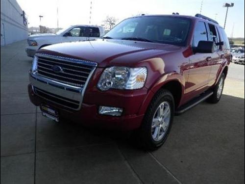 Ford Explorer 2010 photo 2