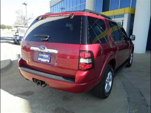 Ford Explorer 2010 photo 4