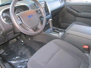 Ford Explorer 2010 photo 3