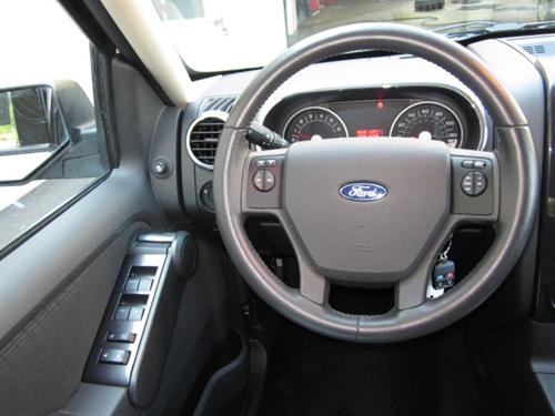 Ford Explorer 2010 photo 3