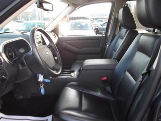 Ford Explorer 2010 photo 3