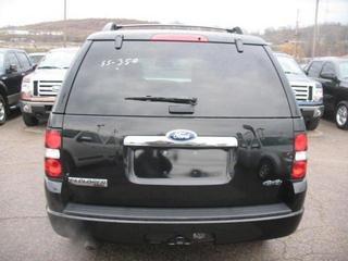 Ford Explorer 2010 photo 3