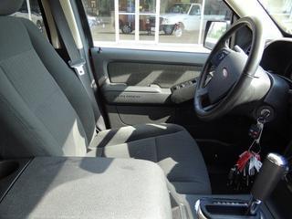 Ford Explorer 2010 photo 1