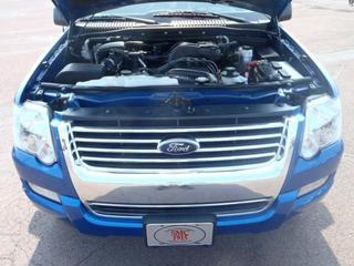 Ford Explorer 2010 photo 2